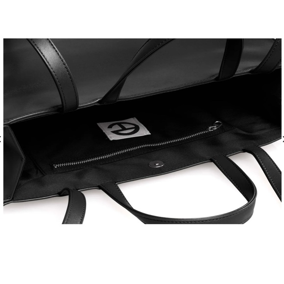 Telfar Medium Black Shopping Bag - Picture 3 of 16